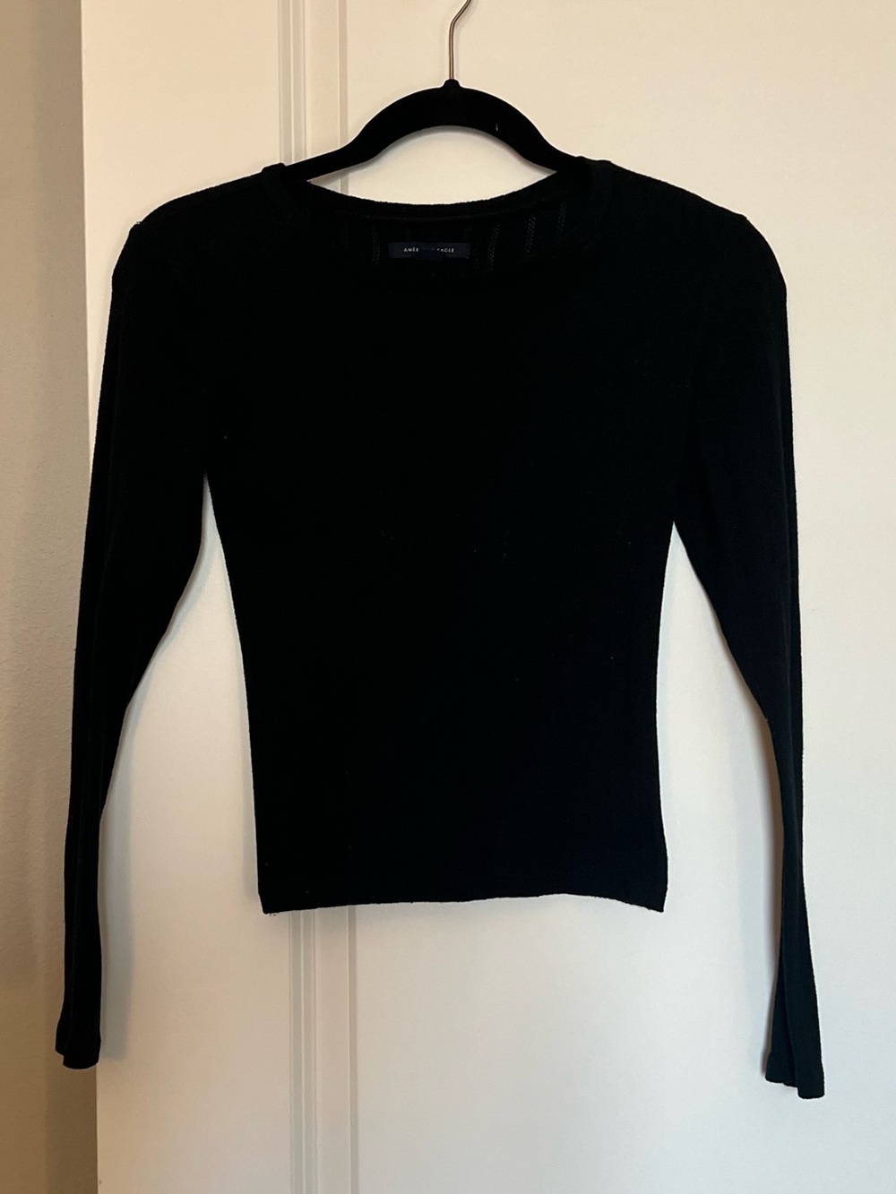 American Eagle Black Long Sleeve Crewneck Top
